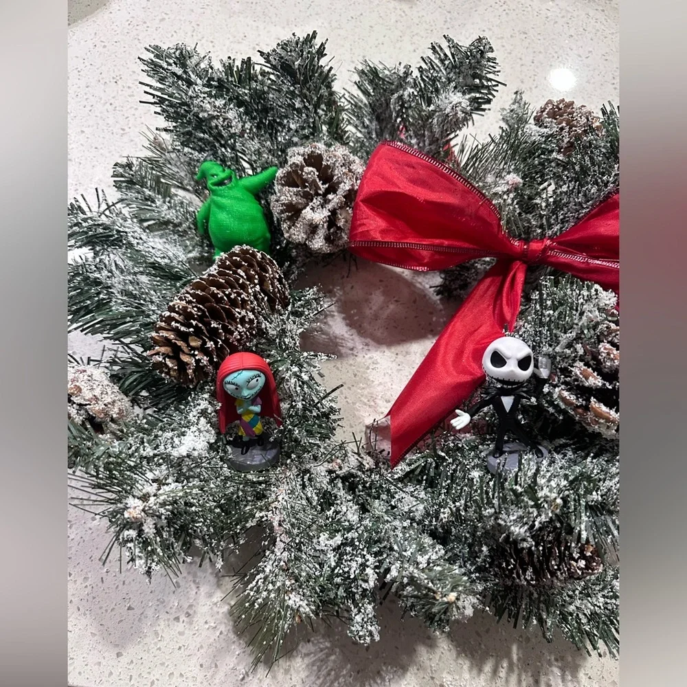NWT Disney Nightmare Before Christmas Inspired Holiday 12in Christmas Wreath